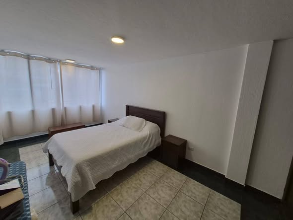 Departamento de 2 habitaciones en República y 10 de Agosto