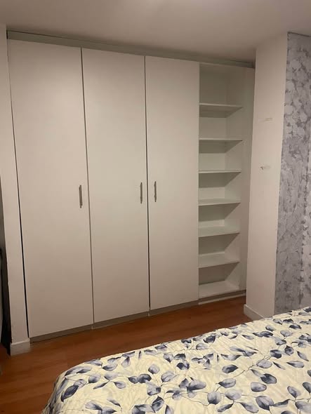 Habitación cerca de la UDLA, Granados