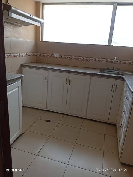 Departamento de 2 dormitorios en arriendo en Gaspar de Villarroel y 6 de Diciembre — foto 2 de 5