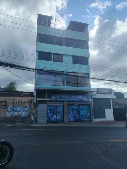 Departamento de 2 habitaciones en arriendo en Guamaní