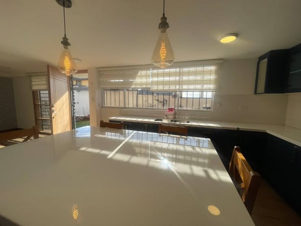 Departamento en arriendo en Pinar Alto, dos baños