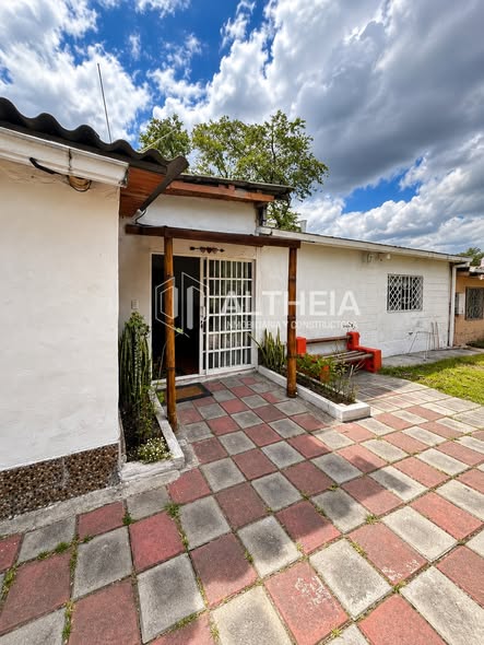 Departamento en arriendo en Tumbaco, amoblado o sin amoblar — foto 3 de 5