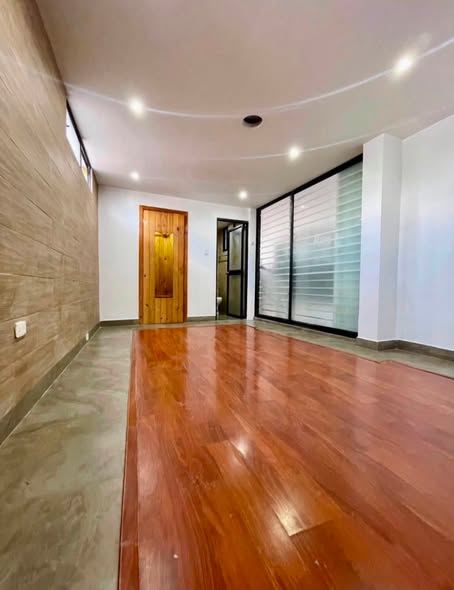 Habitación con ingreso independiente en arriendo, cerca de Solca