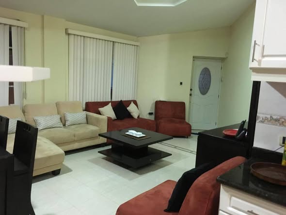 Departamento de 3 dormitorios en arriendo en Tumbaco — foto 2 de 5