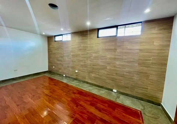 Habitación con ingreso independiente en arriendo, cerca de Solca — foto 2 de 4