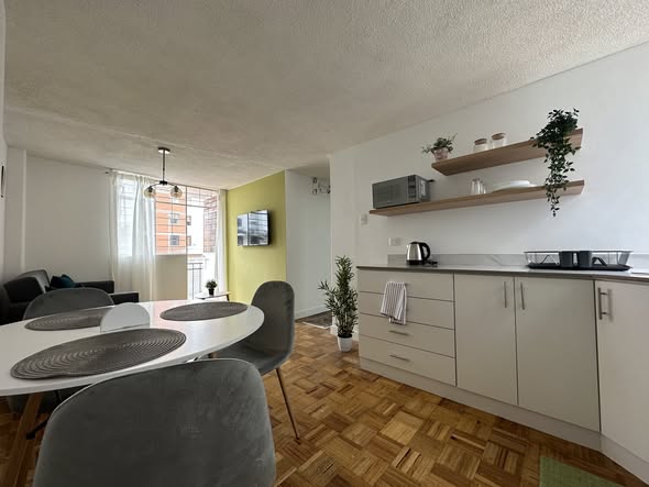 Habitación amoblada en arriendo cerca de la UDLA