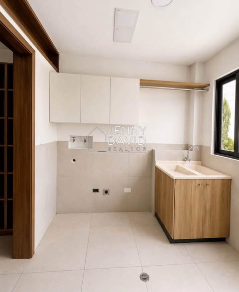 Casa en arriendo en Nayón, dentro de urbanización — foto 3 de 5