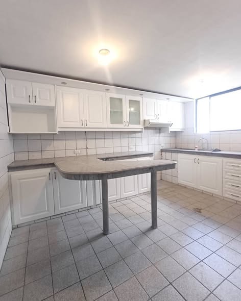 Departamento de 150 m² cerca de SOLCA — foto 3 de 5