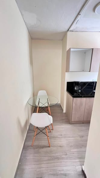 Habitación en arriendo para chicas en Rumipamba — foto 2 de 5