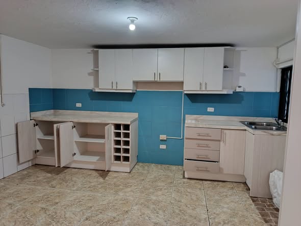 Suite de 75 m² en Tola Chica, Tumbaco