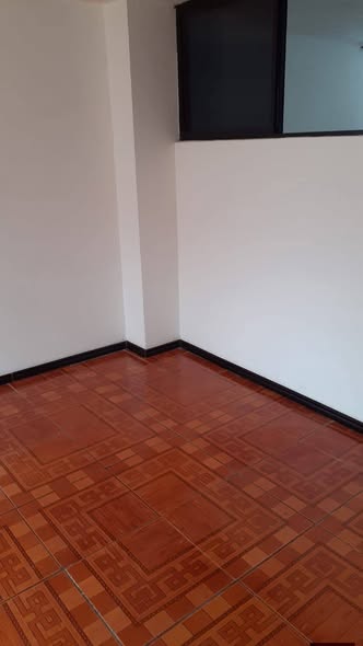 Departamento de tres dormitorios en arriendo, Prados del Condado