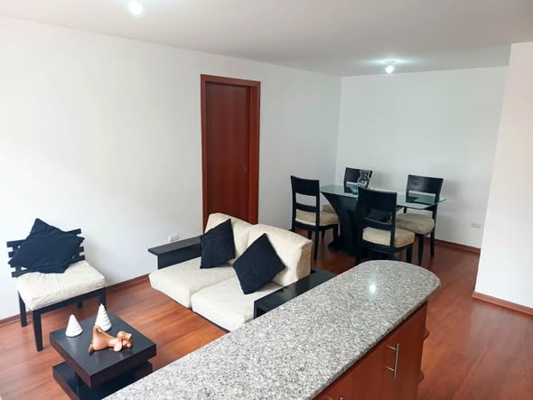 Suite de 55 m² en arriendo en Antonio de Ulloa y República — foto 5 de 5