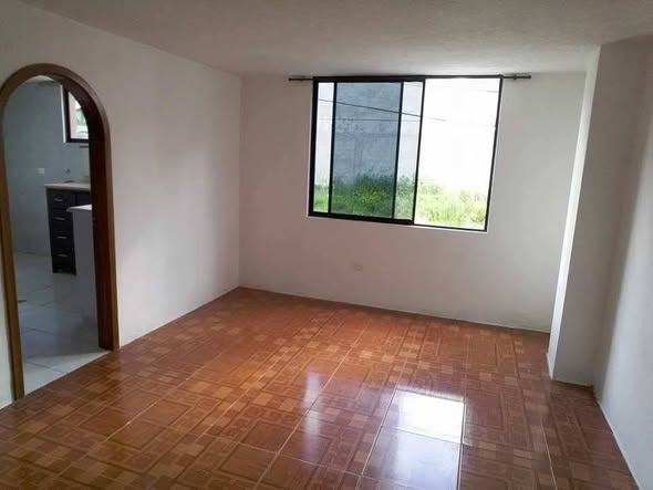 Departamento de tres dormitorios en arriendo, Prados del Condado — foto 2 de 5