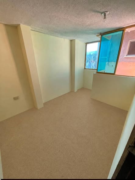 Casa de 3 pisos en arriendo en Ponceano Bajo — foto 4 de 5