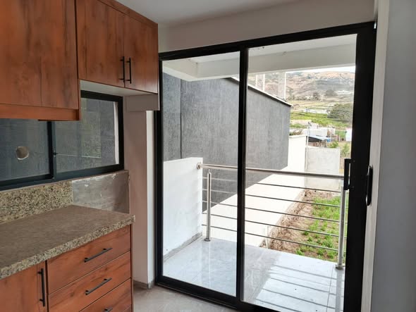 Departamento de 3 dormitorios en arriendo en Yaruquí — foto 2 de 5