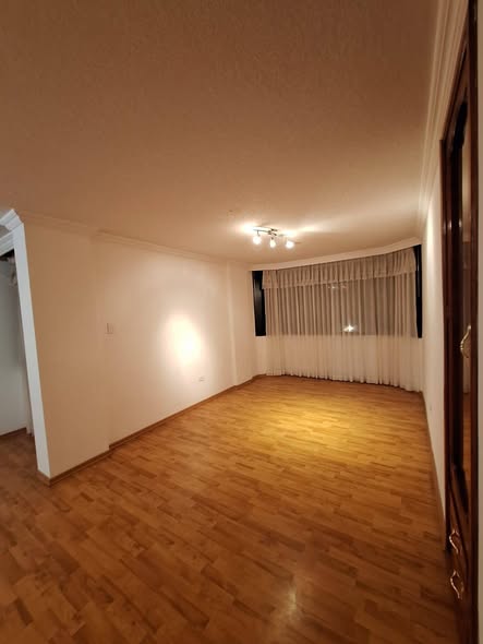 Departamento de 3 habitaciones cerca de SOLCA — foto 2 de 5