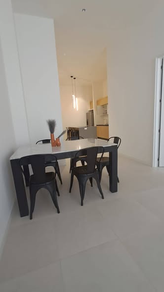 Departamento amoblado de 2 dormitorios en Cumbayá Aquarela — foto 2 de 5
