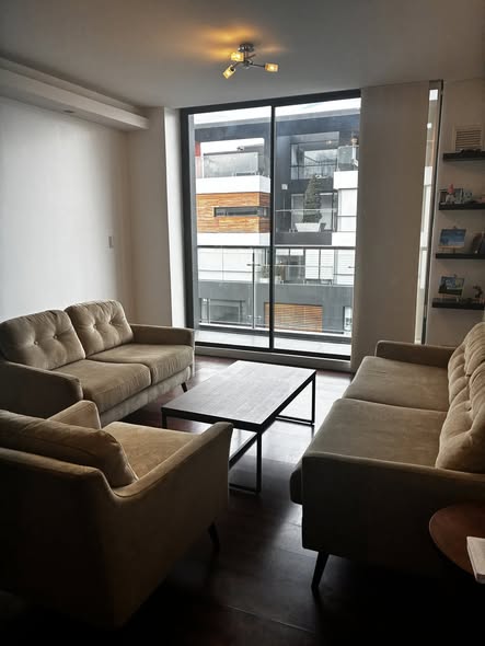 Habitación con baño privado en Lomas de Monteserrín — foto 3 de 5