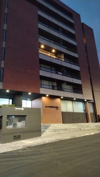 Departamento de 140 m² en González Suárez — foto 3 de 5