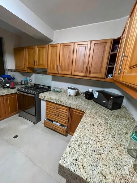 Habitación en departamento amoblado cerca de la Universidad Central — foto 3 de 4