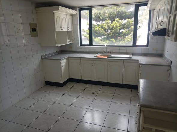 Departamento de 3 dormitorios en arriendo en El Condado — foto 2 de 5