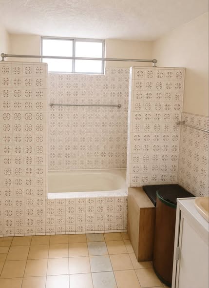 Espacio independiente con baño privado en Real Audiencia — foto 3 de 5