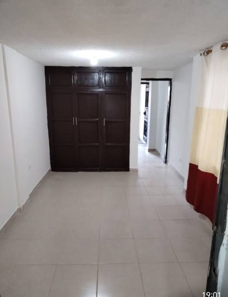 Mini departamento en arriendo en Carcelén Alto — foto 4 de 5