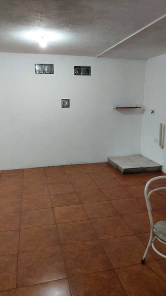 Departamento de 3 dormitorios en San Juan de Cumbayá — foto 4 de 5