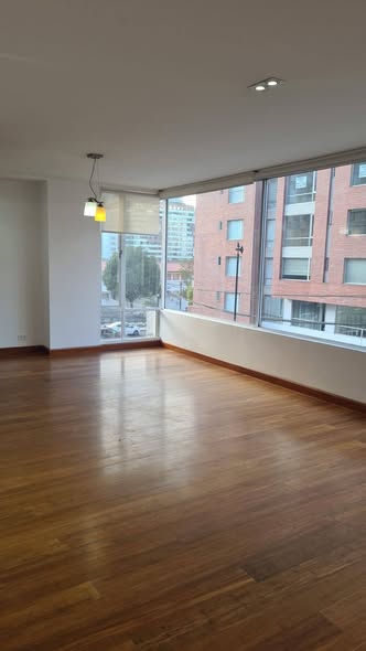Departamento de 3 habitaciones en arriendo frente al colegio Benalcázar — foto 4 de 5
