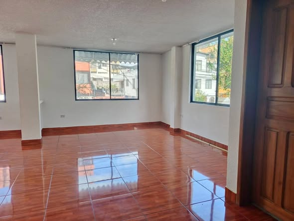 Departamento en arriendo sector Solca — foto 5 de 5