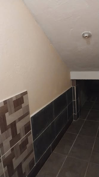 Cuarto con cocina y baño independiente en Tumbaco — foto 3 de 3