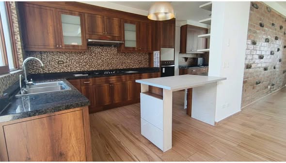 Casa de 4 habitaciones en arriendo en Nayón — foto 5 de 5