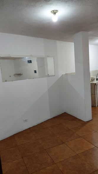 Departamento de 3 dormitorios en San Juan de Cumbayá — foto 5 de 5