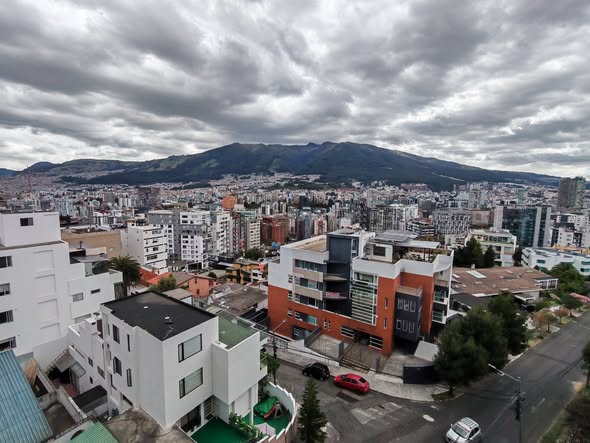 Departamento de 3 dormitorios en arriendo en Bellavista, La Carolina — foto 5 de 5
