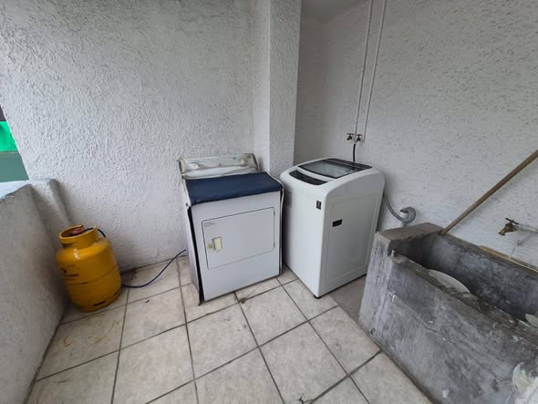 Departamento de 2 dormitorios en arriendo en República y 10 de Agosto — foto 5 de 5